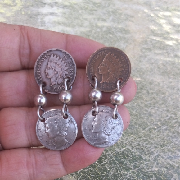 Handmade Earrings w/ Mercury Dimes(1942) and Indian Head Pennies(1902&1905). - Picture 6 of 6